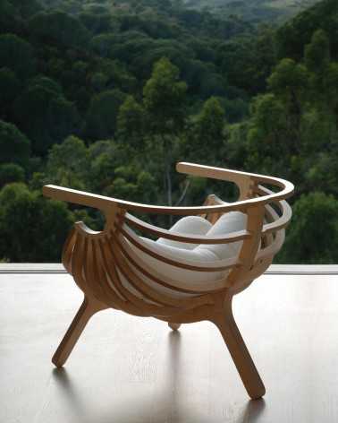 SHELL CHAIR